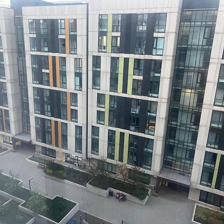 Apartamento Однушка В Жк Абая 130/2 2019 Г.П. Almatý Exterior foto